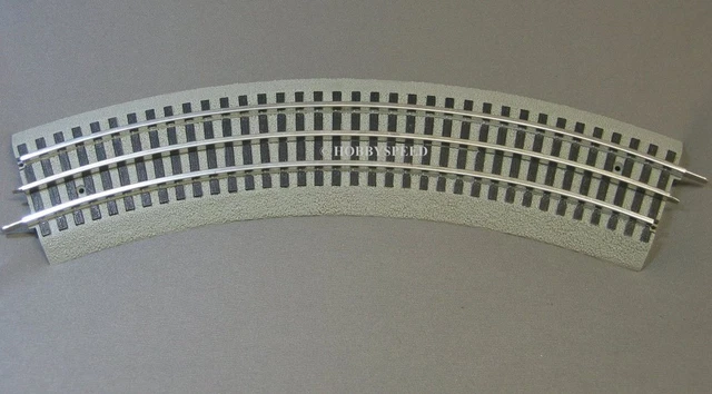 LIONEL FASTRACK 036 CURVE TRAIN TRACK 6-12015 fast fasttrack O GAUGE 3 rail NEW