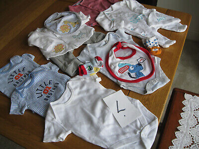 Pacchetto di 11 articoli abbigliamento bambino età 0-3 mesi John Lewis reggiseno successivo sterlina 3M