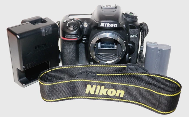 Nikon D7500 20.9MP Digital SLR Camera - Black (Body Only) 1358 Shots - Mint!