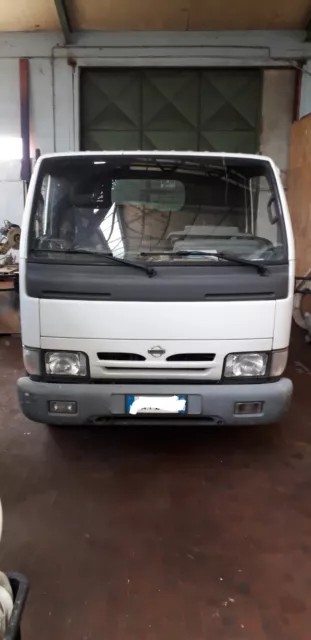 Autocarro Nissan Cabstar E 120 Autocarro Nissan Cabstar E 120