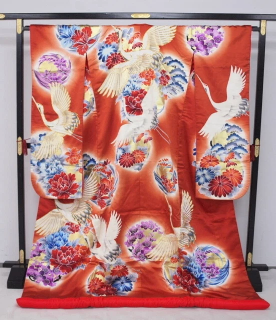 Japanese Kimono Uchikake Luxurious Wedding Pure Silk vermillion red japan