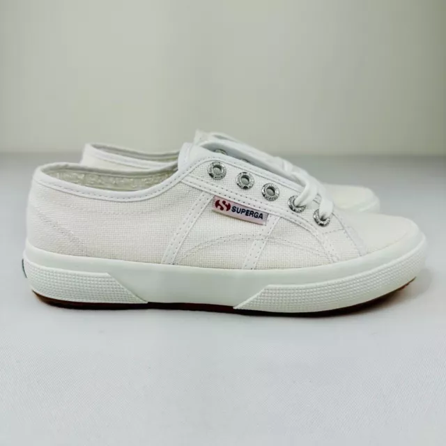 Superga Unisex 2750 Cotu Classic Sneakers Size 5 Men/6.5 Women White Canvas