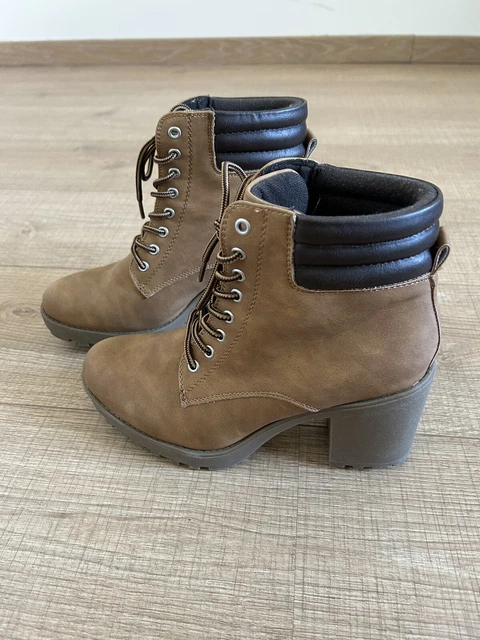 Angela thompson store chaussures