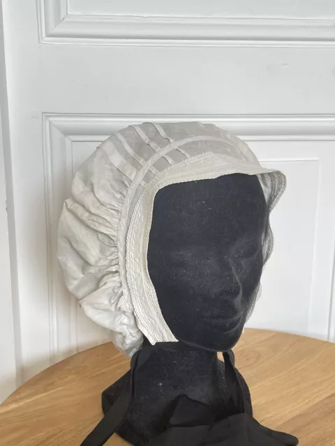 Ancienne Grande Coiffe brodée costume Broderie Dentelle Bonnet Z13