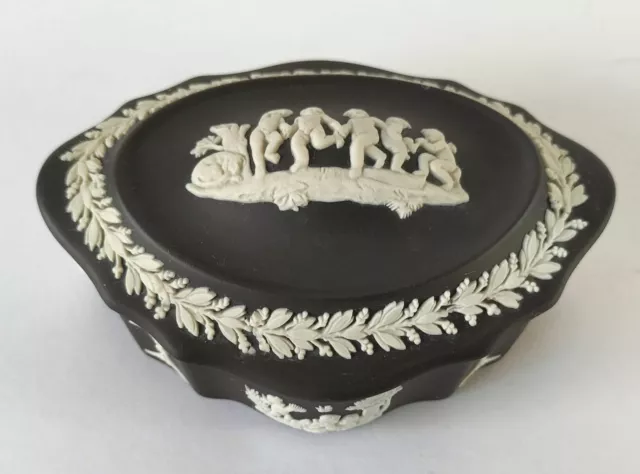 Wedgwood Nero Jasperware Portagioie Cherubino