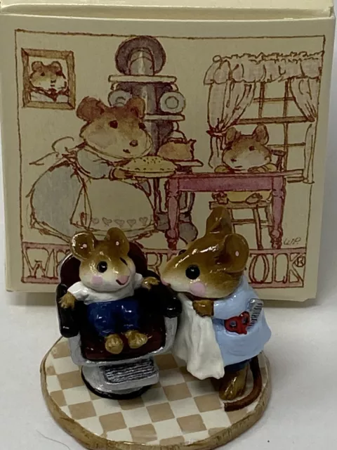 Wee Forest Folk Cupid Mouse M137 William Petersen 1986 Barber Haircut