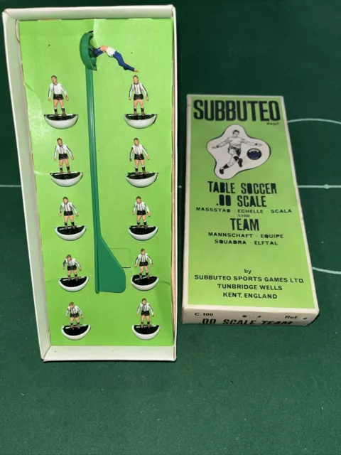 Subbuteo Hw 8  Newcastle. Grimsby. Notts County ( Revbase)  Mint Vg Box With Ref