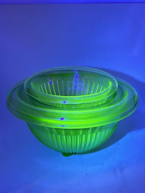 Vtg Hazel Atlas Uranium Depression Glass Nested Rib Design Mixing Bowls Set Of 4