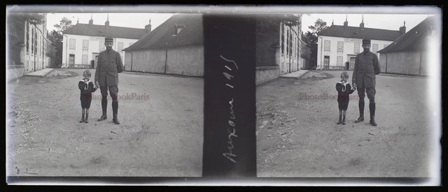 France Auxonne 1915 Militaire Garçon NEGATIF Photo Plaque de verre Vintage VR11