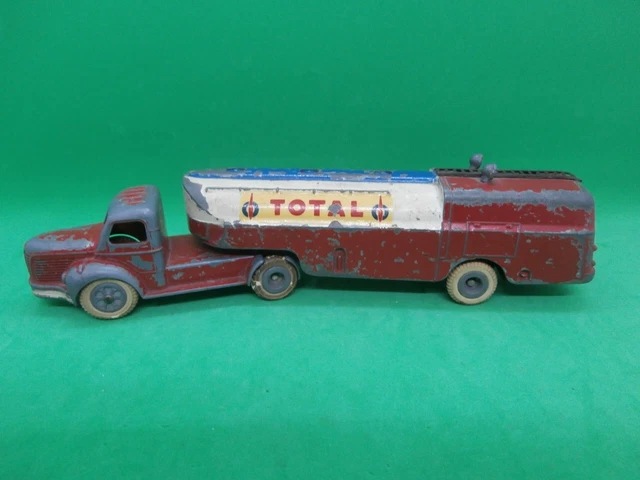 Berliet TLR 8 + semi-remorque fourgon "Perrier" - SNC