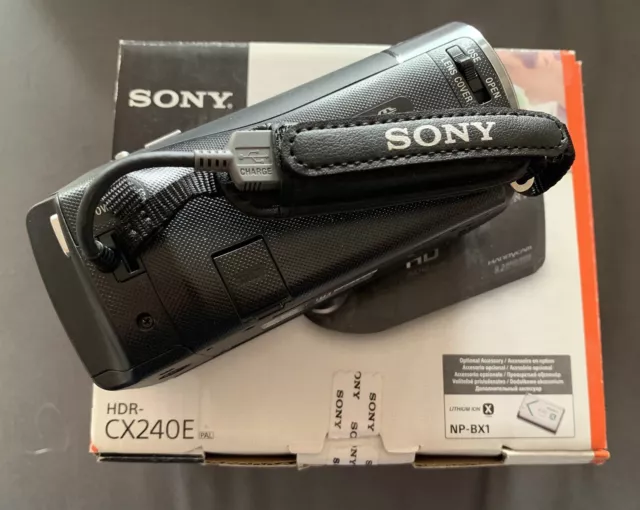 SONY HDR-CX240E HD Digital Camcorder Boxed, Charger, Battery, Cables, Disk, VGC