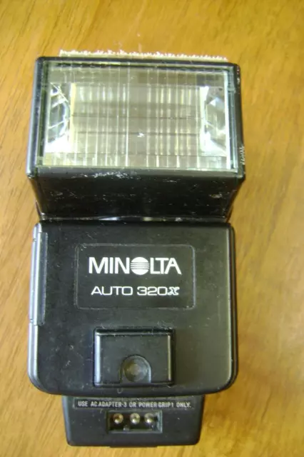 Minolta Auto Electroflash 320X