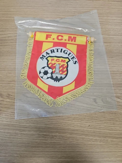 Objets D'avant 2000 Fanions De Collection Sur Le Football Clubs Francais