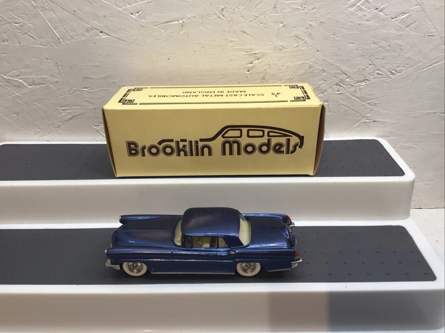 Miniature Brooklin 1/43 - Lincoln Continental Mark II Coupé 1956 - Bleu Métal