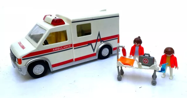 Playmobil Konvolut * 5681 * US Ambulance / Krankenwagen * mit Licht & Sound