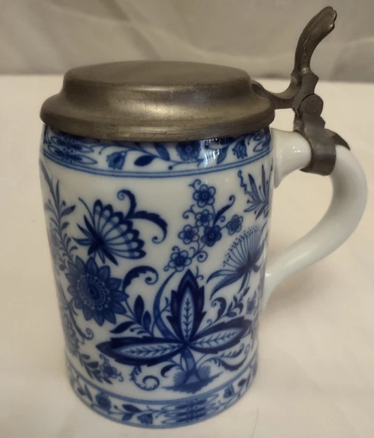 KPM Royal Porzellan Bavaria  Germany Blue Onion .5L Stein Mug W/ Lid echt Cobalt