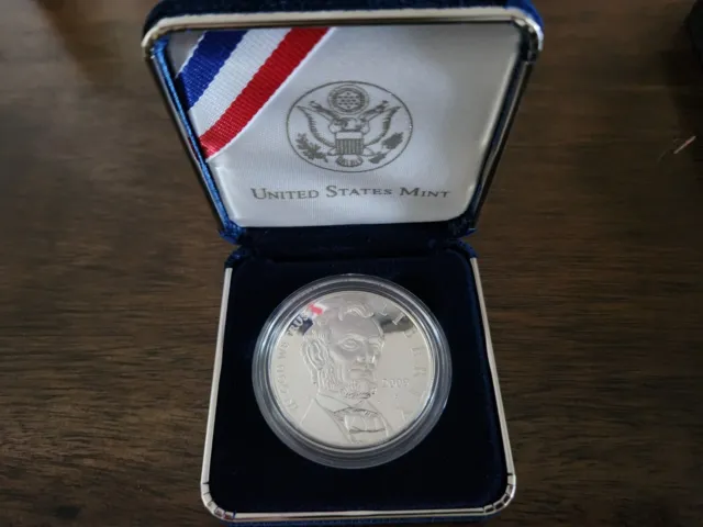 2009 P Abraham Lincoln Proof Commemorative 90% Silver Dollar Coin Box and COA