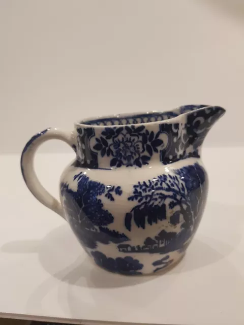 MING JUG - MADE IN ENGLAND - c 1840 - 1900 porcelain Blue and White 3