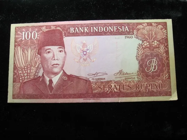 Old world currency note INDONESIA 100 rupiah 1960 P86 "Sukamo" (20)