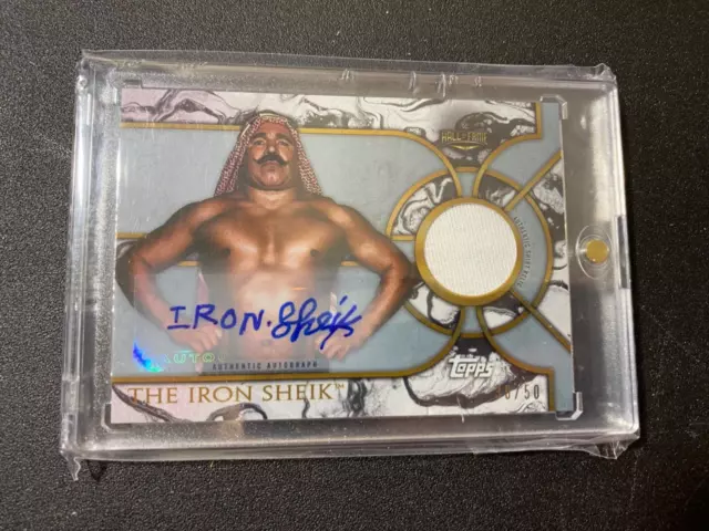 2018 WWE Legends Shirt Relic Auto /50 autograph card