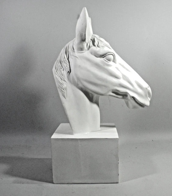 Serre-livres Tête De Cheval En Albâtre – La Touche équine Déco Pour Ta Bibliothèque !
