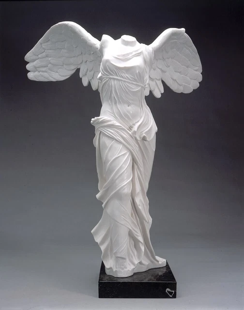 Estatua Victoria Alada 65 Cm- Escultura Diosa Griega Romana De Samotracia Blanca