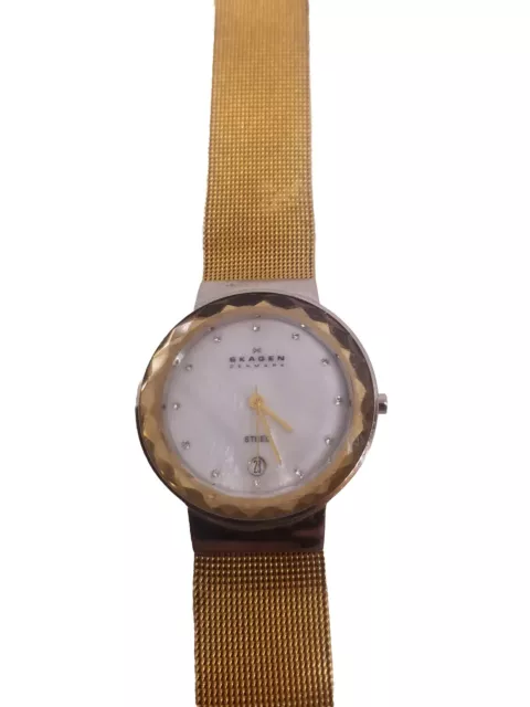 Skagen Denmark Steel Date Watch - 46Lsg - Mother Of Pearl Dial - Gold Tone