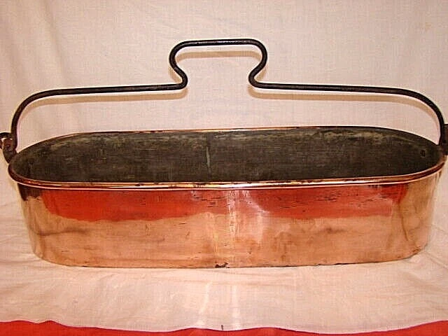 Plat à Châtaignes En Cuivre Du 19ème - Antiquité Française Originale