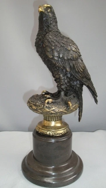 Estatua Águila Pájaro Fauna Art Deco Estilo Art Nouveau Estilo Bronce sólido Fir