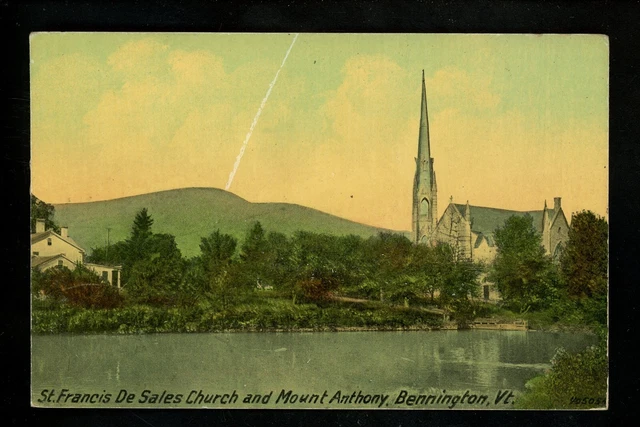 Vermont VT postcard Bennington, St Francis De Sales Catholic Church Vintage