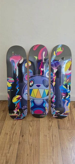 Takashi Murakami - Skateboards Takashi Murakami Flowers : Ensemble De 3 œuvres Murakami Skateboard