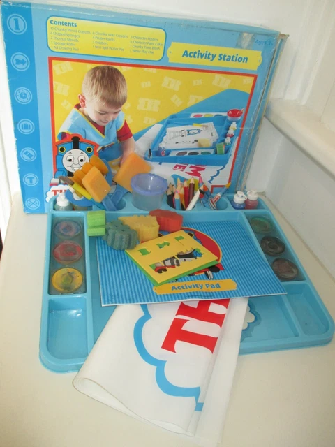 Thomas Mat THOMAS & FRIENDS Activity Station - Play Mat, Thomas Stencils, Pencils ...