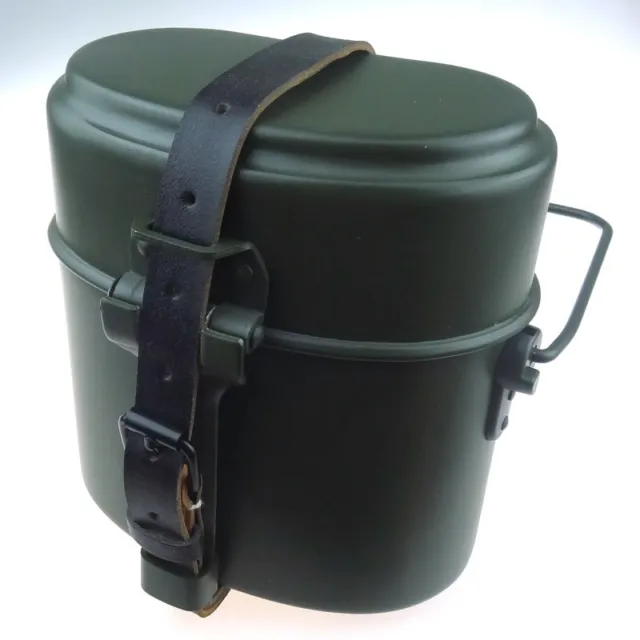 WW2 German M31 Mess Kit Tin with Leather Strap Green Field Gear Metal Box 2