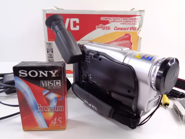 Jvc GR-FX16EK  Compact Vhs Camcorder plus accessories boxed  Untested ( PAL )