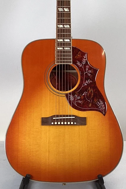 EPIPHONE HUMMINGBIRD ACOUSTIC-ELECTRIC Guitar - Cherry Sunburst
