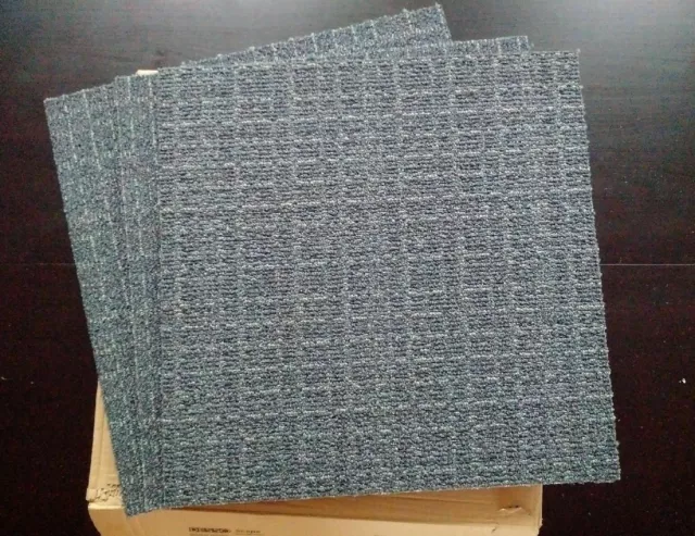 Neuf haut de gamme Desso Scape 36 dalles moquette bleue 8m² new carpet tiles 3