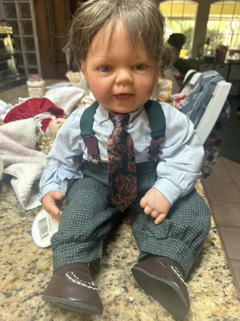 Lee Middleton Junior Executive Doll