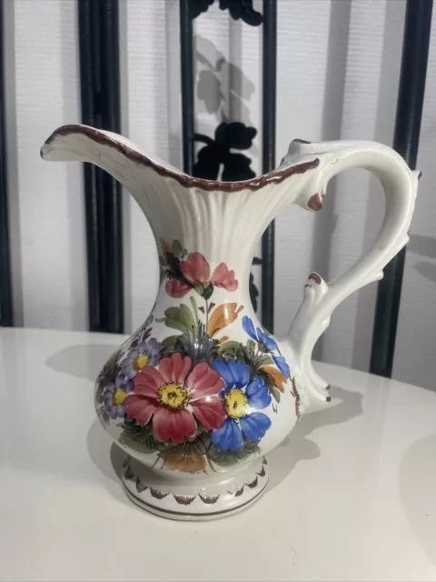 Joli Pichet En Céramique Italienne Avec Beau Décor Floral Signé BASSANO Vintage