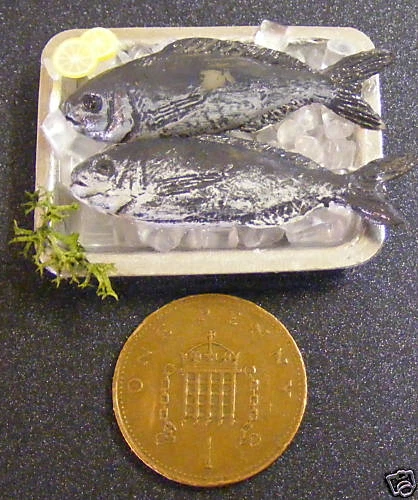 5 MAIN FABRIQUÉ Beguels En Un Plastique Blanc Plateau Tumdee 1:12 Balance Maison EUR 2,63 - Foto 9