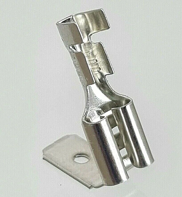 25x 6,35 Kabelschuhe Flachstecker Crimp Auto Stecker Oldtimer 2,5-6 25x 6,35 Kabelschuhe Flachstecker Crimp Auto Stecker Oldtimer 2,5-6