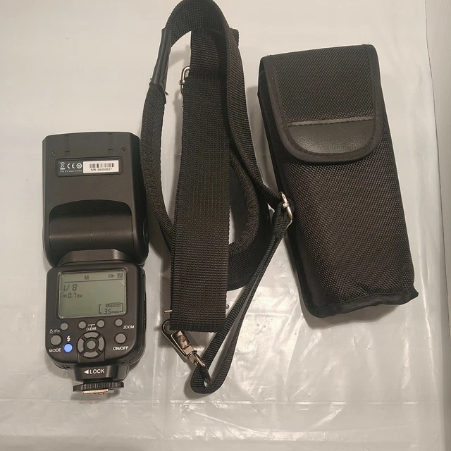 Sunpak DF4000U Hot Shoe Flash  Clip-on (For Parts or Repair) w/Case (Powers On)