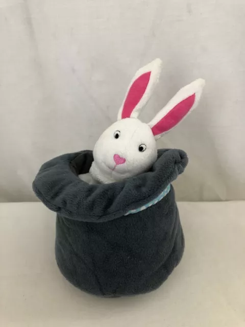 Peluche Doudou musical lapin dans un chapeau 20cm PEE015