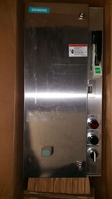 Siemens 17CUC92WF10 Combination Motor Starter 600VAC 3Ph NEMA 4/4X SS Enclosure