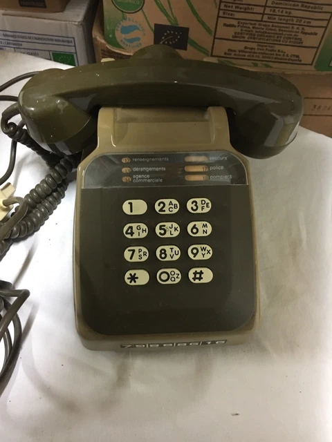 Ancien téléphone à touches Socotel S63 - Ressourcerie Histoires Sans Fin