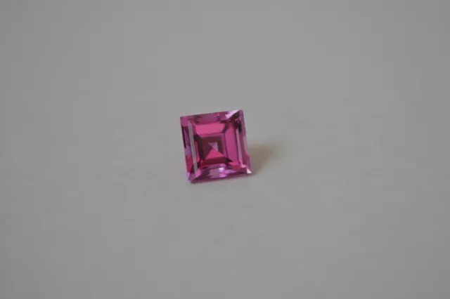 Neuf Lannyte Labo Saphir Rose Princesse Carré 8mm x 8mm 3.50 Cts Et Libre Pierre