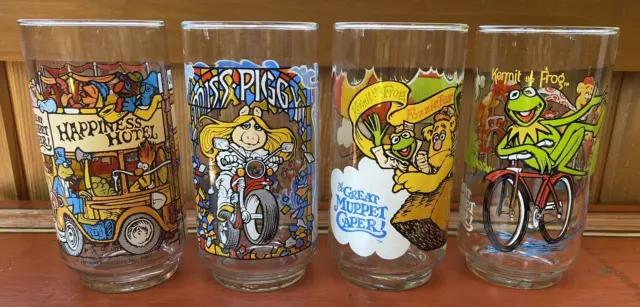 Set of 4 Vintage 1981 Muppets The Great Muppet Caper McDonalds Glasses Complete