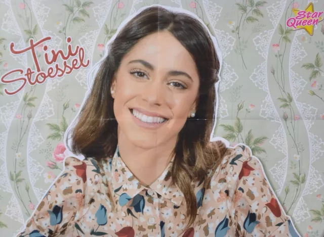 MARTINA STOESSEL - A2 Poster (XL - 42 x 55 cm) - Violetta Clippings Fan Sammlung