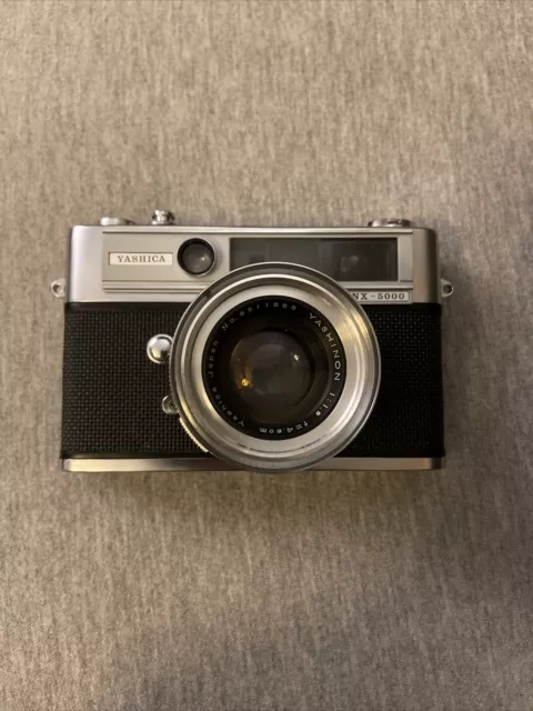 Vintage Yashica Lynx 5000 35mm Film Camera Yashinon 1:1.8 Lens & Case Untested