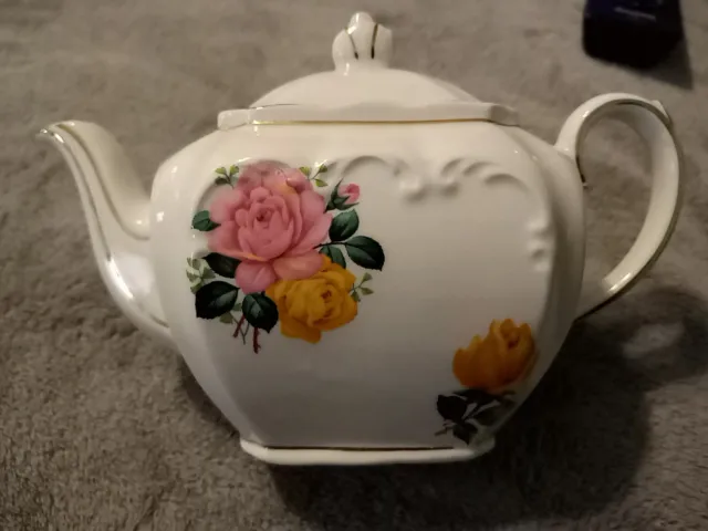Miniature Sadler teapot Made In England Pink And Yellow roses Gold Trim