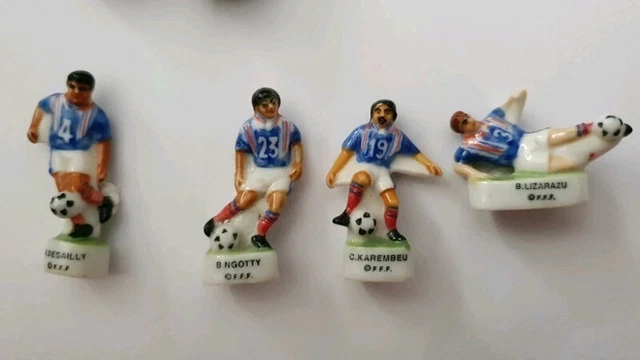Cpm :France 98.Equipe de France. Championne du Mondede foot. Très bon état visib